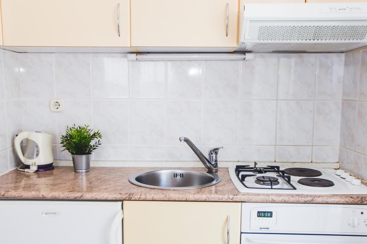 Apartmani Males Rogoznica  Esterno foto